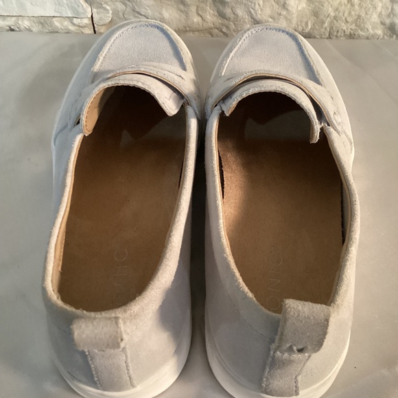 Vionic Uptown Loafer in the Skyway color - Picture 10 of 15